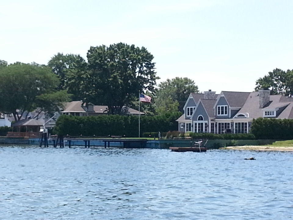 Lake Saint Clair Homes Serving Grosse Point, St. Clair Shores